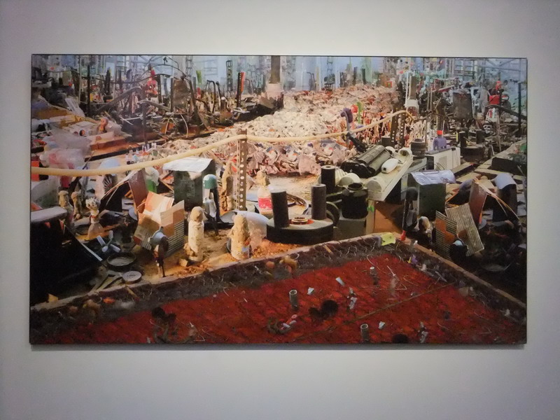 0028 Vivan Sundaram Barricade -avec matelas 98.5x170cm 2008 _resize