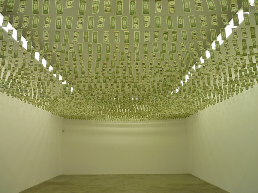 084 Gianni Motti ne 1958 monetbox installation 2013