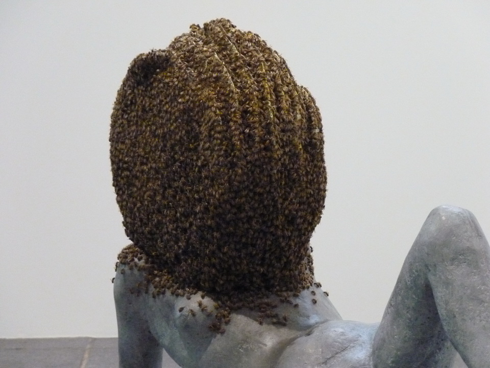 021 Pierre Huyghe untitled -liegender Frauenakt 2012 coll Ishikawa Okayama Japon