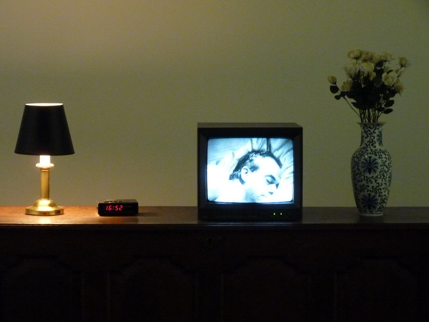 047-6 Bill Viola the sleep of reason -la sommeil de la raison 1988 Carnegie museum of art Pittsburgh
