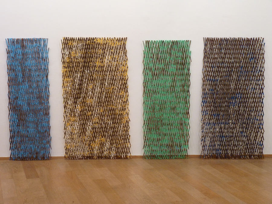 027 Daniel Dezeuze tsim tsum jaune 2010-vert 2014 -bleu fonce 2010 peinture sur bois