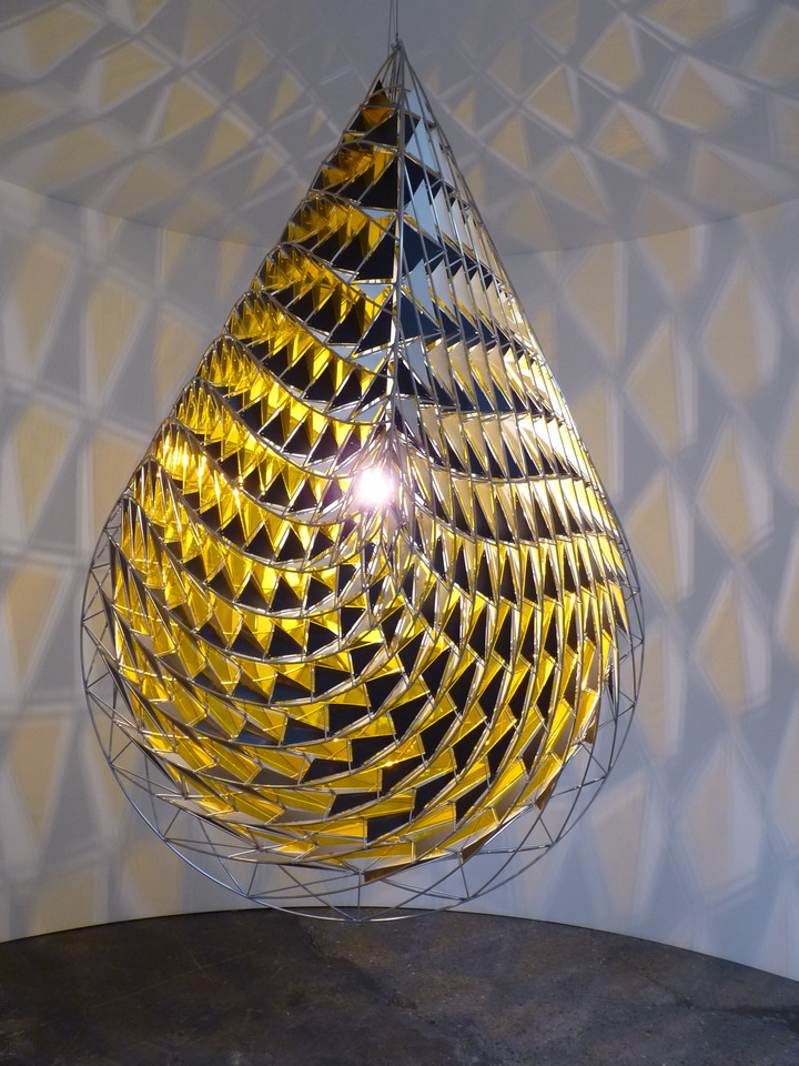 017 Olafur Elisasson the wew planet 94.9x95.5x201cm  2013 acier inoxydable aluminium verre colore peinture