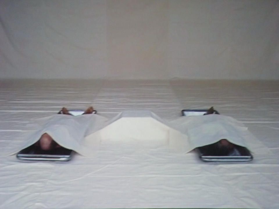 026-4  Araya Rasdjarmrearnsook b1957 conversation I-III 2005 video 12mm