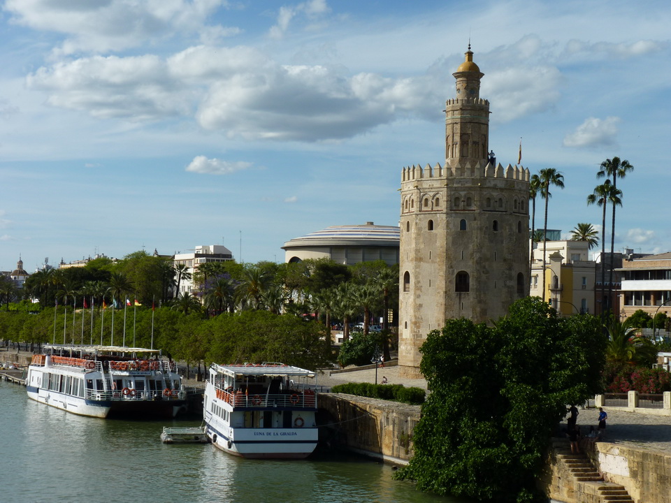 P1390898 Torre del Oro