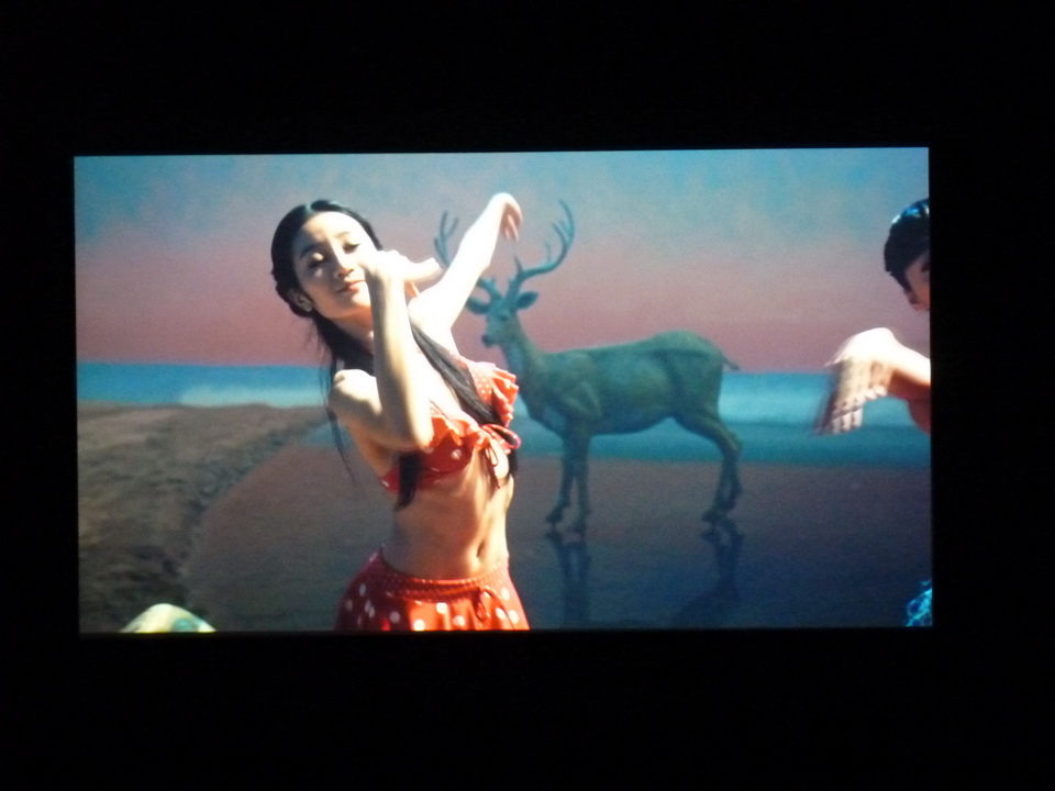 023-3Yang Fudong the coloured SKY-new women II video installation 2014