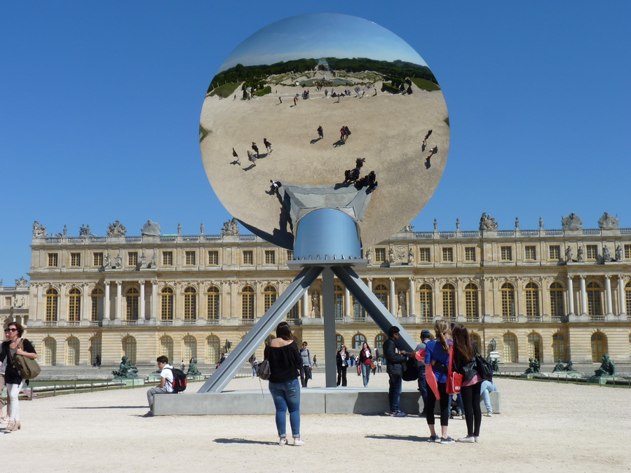 0050-5 Anish Kapoor sky mirror 2015