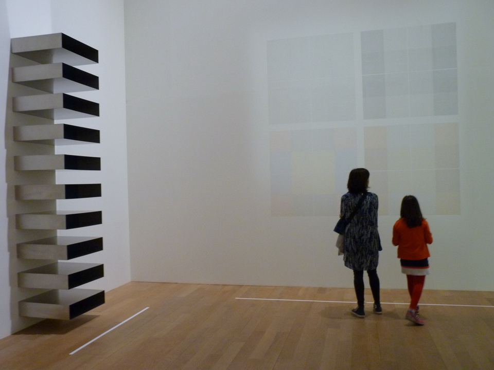 021 Donald Judd 1928-1994 untitled 1973 acier inoxydable et peinture