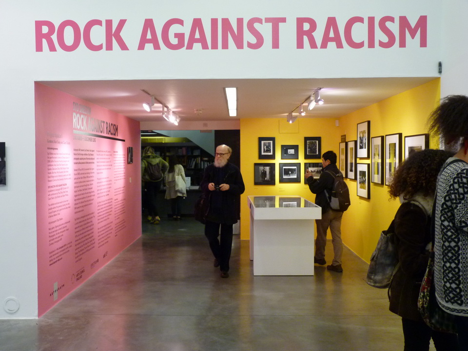 P1460276 PEER 影像藝術空間 Syd Shelton:「Rock against racism」2015