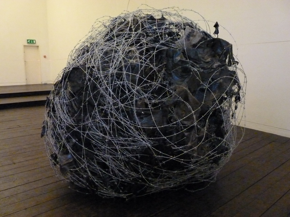 P1460289 Ellie Harrison:「Radical renewable art activism Fund(RRAAF) 201 5