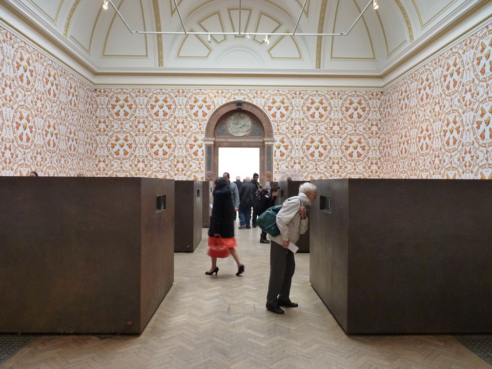 030 Ai Weiwei golden age 2014 wallpaper in gold