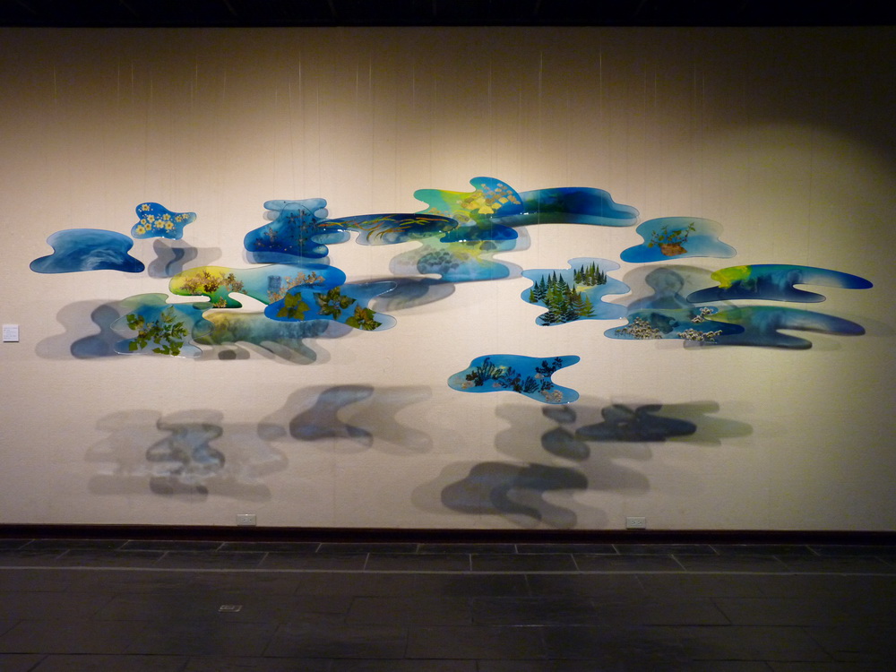 029 曾琬婷 海平面下-II  台灣啟源說-1   200x500cm 壓克力 樹酯 自然素材  2015