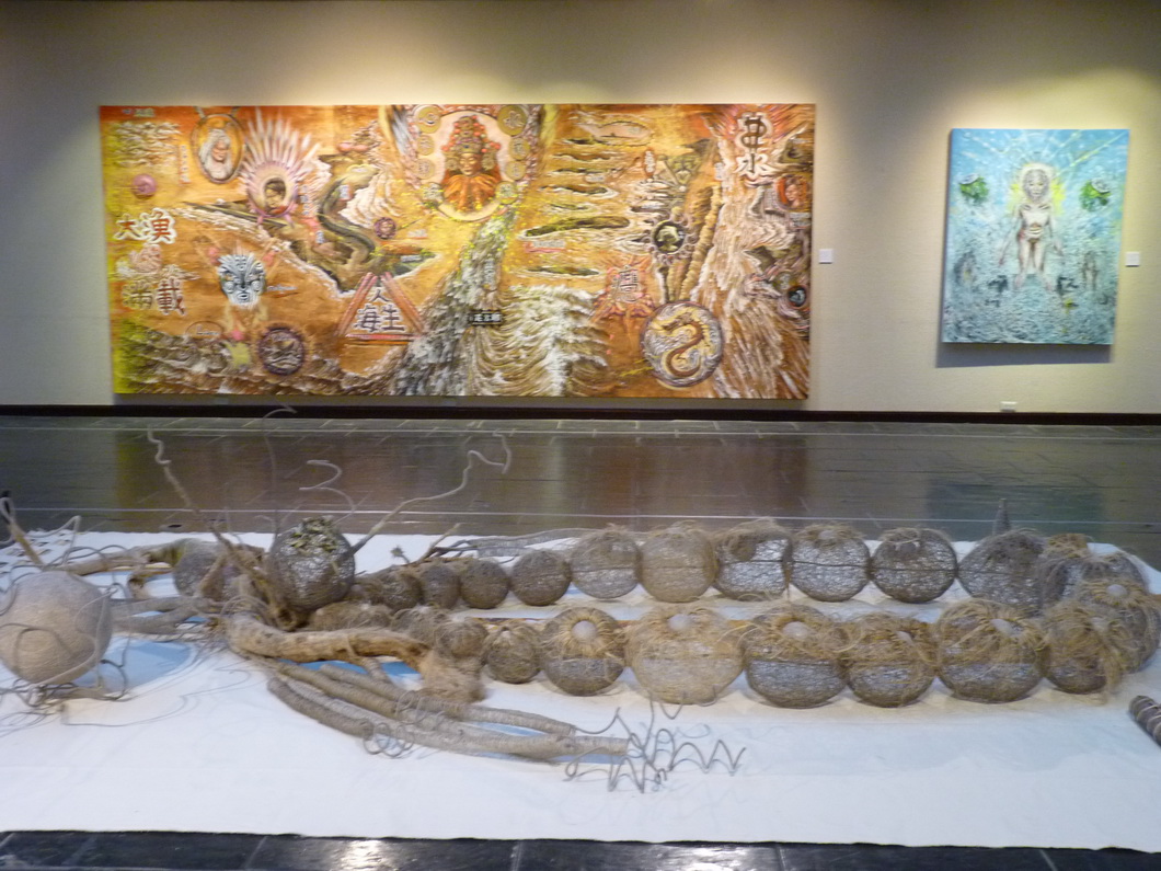 003 李俊賢 海神-女俠 226x185cm  複合媒材 2010