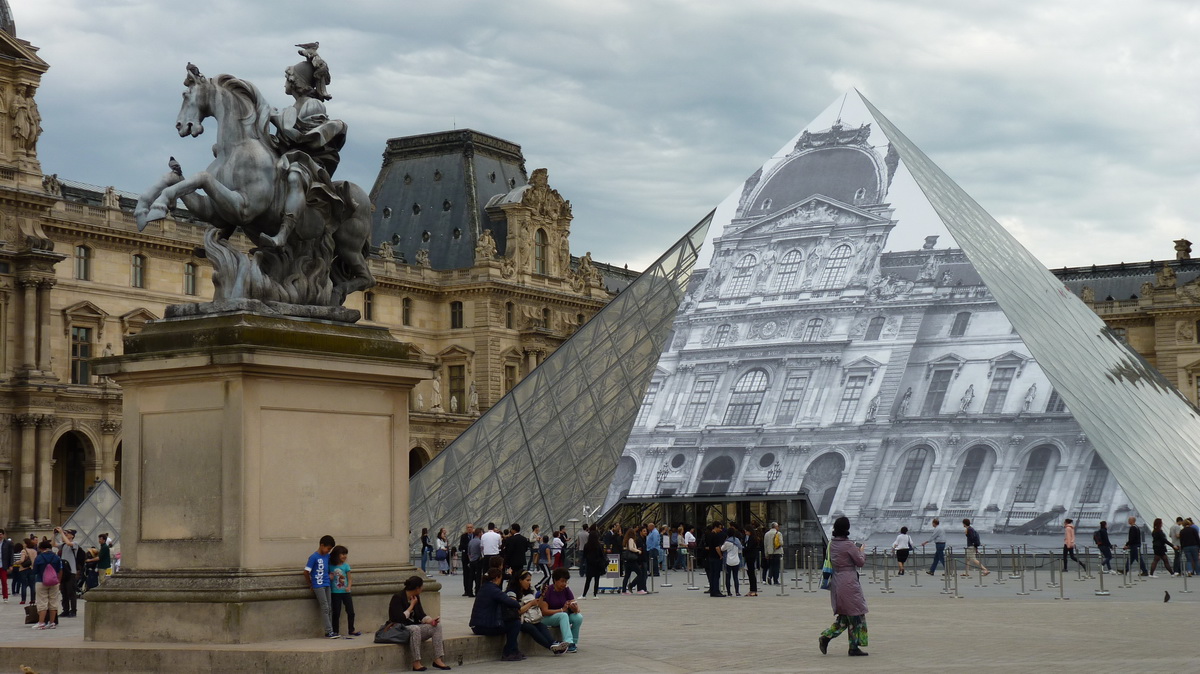 P1510792  JR  Louvre 2016
