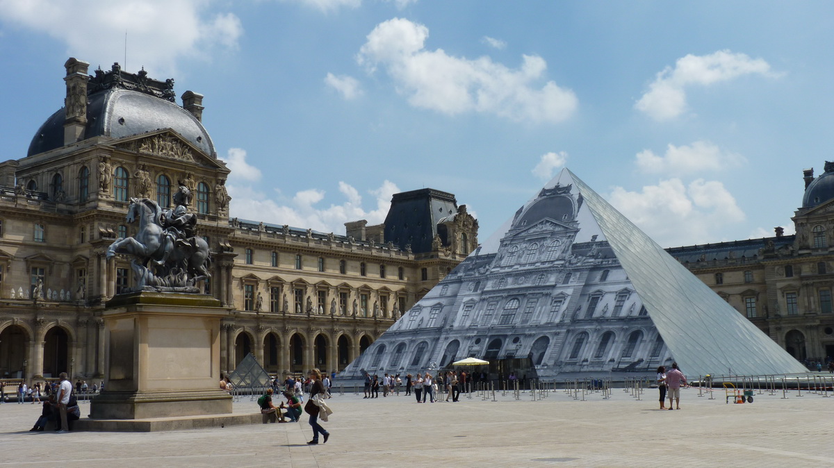 P1510792-4 JR  Louvre 2016