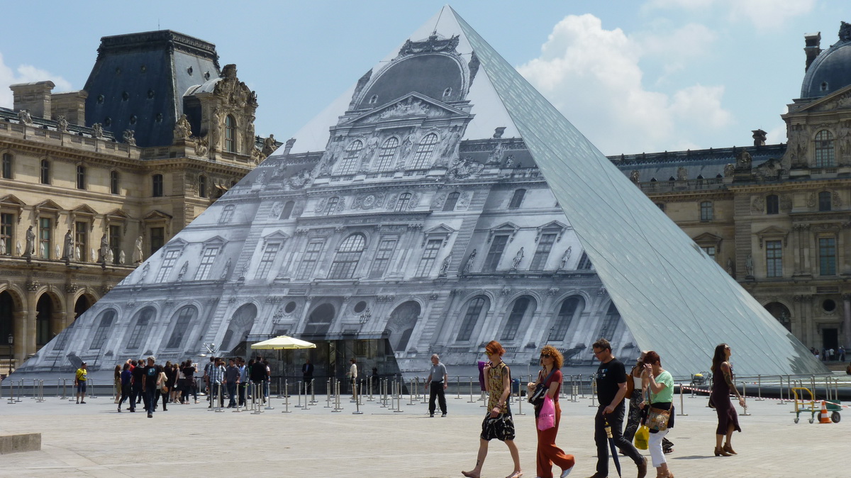 P1510792-9 JR  Louvre 2016