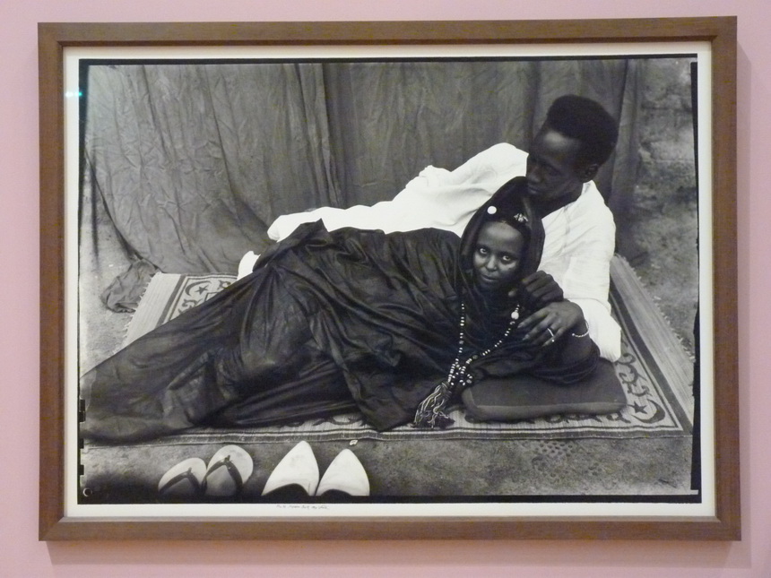 008 Seydo Keita sans titre-couple allonge 1952- 55 tirage argentique moderne