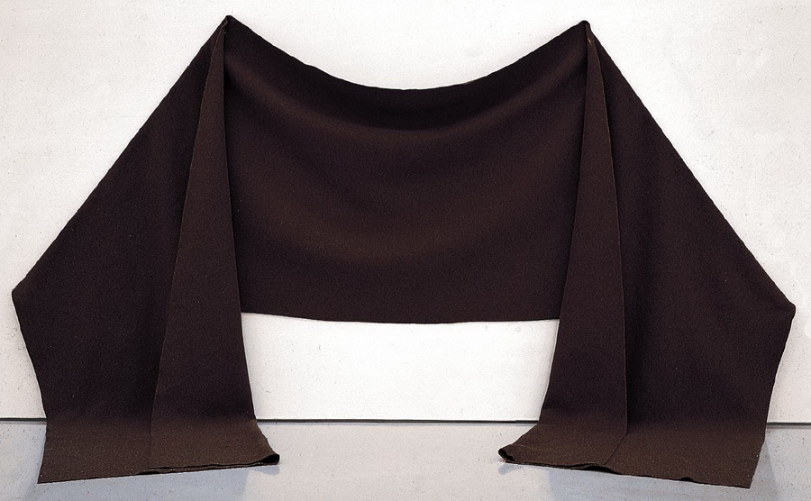 32 R Morris 74 Felt Piece 190x560