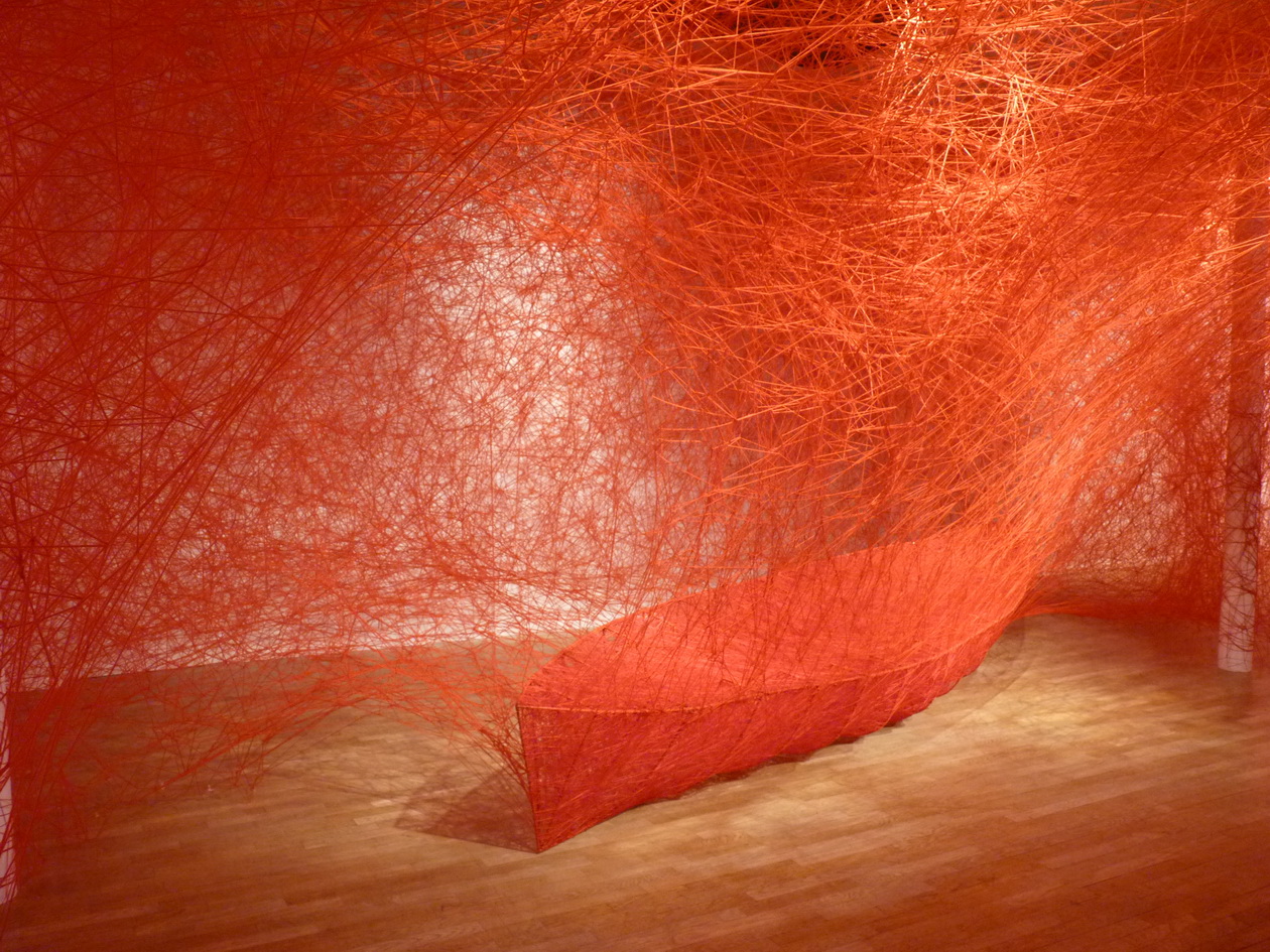 P1620768 Chiharu Shita ne1972 destination 2017 installation in situ dimensions variables laine et metal