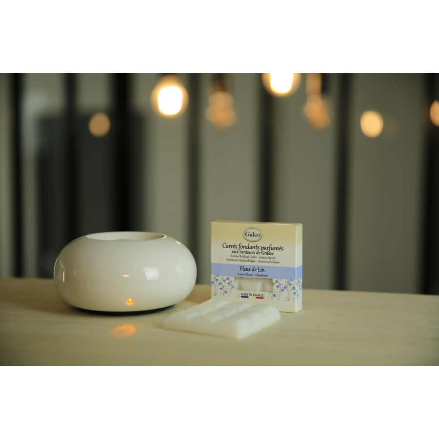 Home fragrances with Grasse scents with reed diffusers, refills, sprays, candles, scented oils