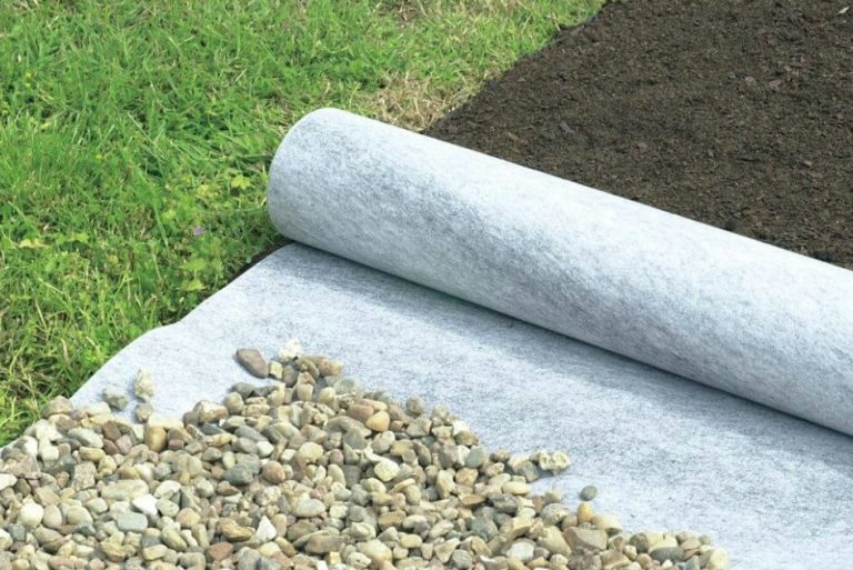 Toile Anti-mauvaises Herbes GardenMate 1x50m - Rouleau Géotextile Résistant UV 50m²