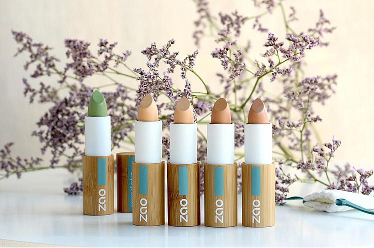 https://s3.eu-west-3.amazonaws.com/zaomakeup.com/assets/concealer_748_497-73897.jpg