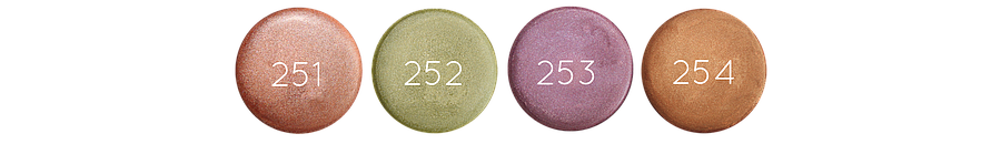 Cream eye shadow