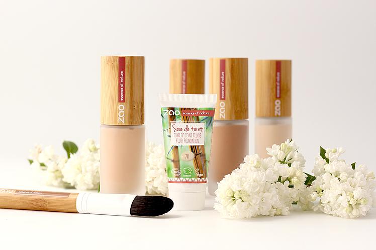 https://s3.eu-west-3.amazonaws.com/zaomakeup.com/assets/silk-foundation_748_497-73731.jpg