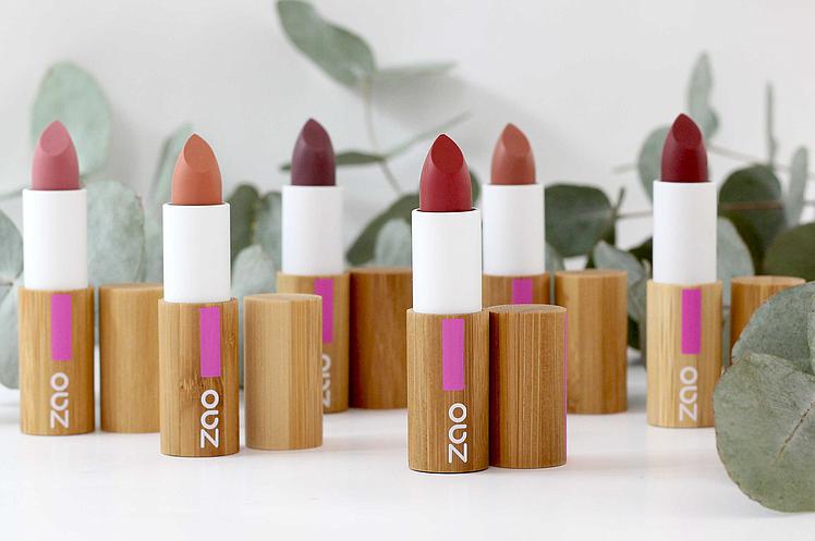https://s3.eu-west-3.amazonaws.com/zaomakeup.com/assets/soft-touch-lipstick_748_497-73059.jpg