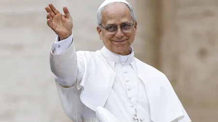 Papa Leão XIV reinstaura gratificação a funcionários do Vaticano